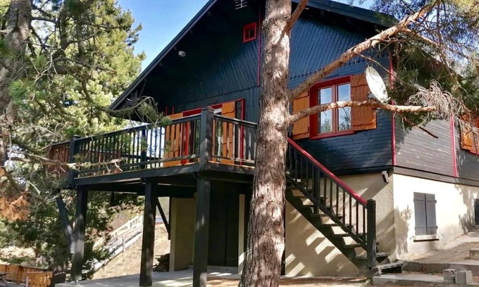 Matemale Ski Chalet | Cozy Chalet with Lake View and Year-Round Activities