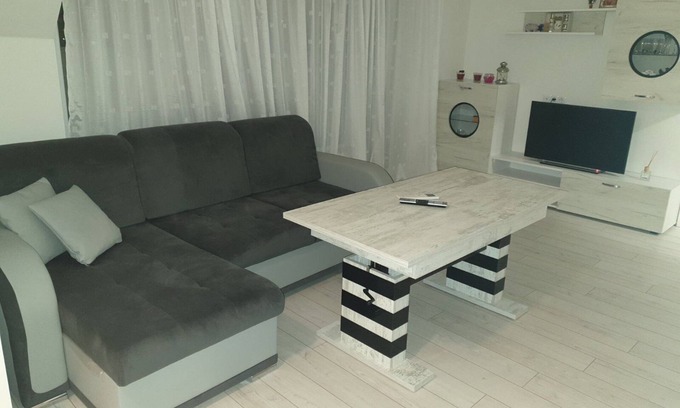 Blagoevgrad Apartment | Cozy Apartment with Breakfast and Kitchen Amenities