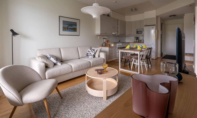 Rovaniemi Apartment | Cosy City Apartment with Sauna by BookLapland