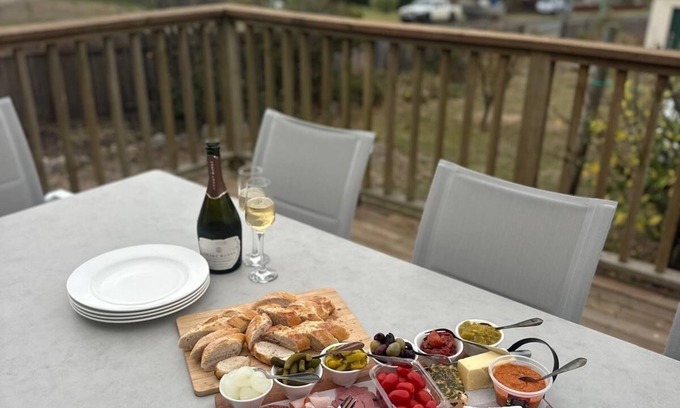 Triabunna Cottage | Cosy Coastal Cottage close to Maria Island Ferry - deck overlooking Spring Bay
