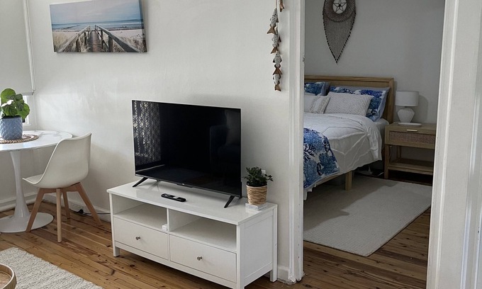 Woonona Apartment | Cozy 1st Floor Apartment Steps from the Beach - Guest Rated 9.8