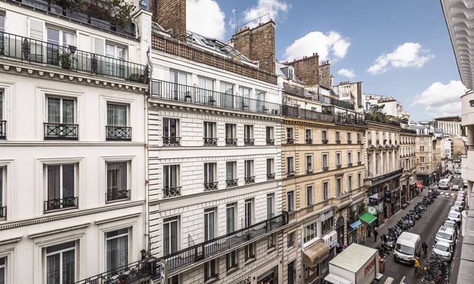 Vivienne Apartment | Comfortable Retreat near Opéra and Bourse with Breakfast