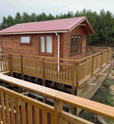 Selfoss House | Charming Cottage Retreat on the Golden Circle with Ocean View