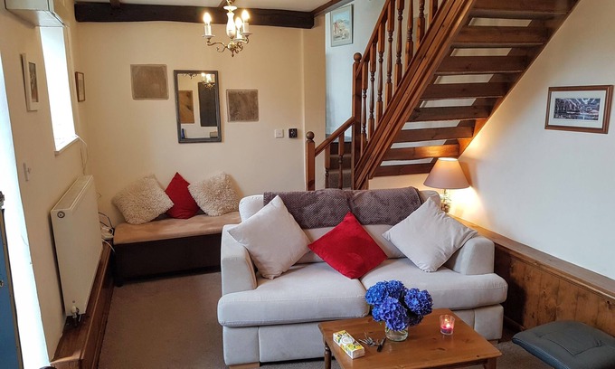 Haverfordwest Cottage | Inviting Cottage in Haverfordwest with Child-Friendly Amenities