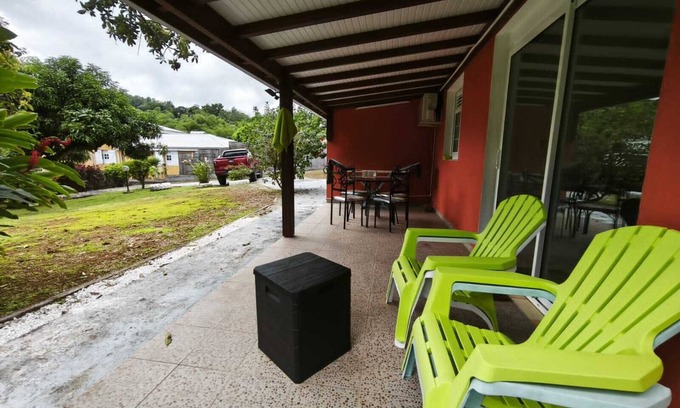Tartane House | Guest Rated 10/10: Cozy 2-Room Rental in La Trinité