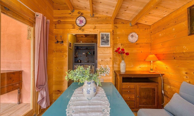 Saint-Laurent-La-Vernede Apartment | Stylish Apartment for Two with Pool and Wi-Fi Access