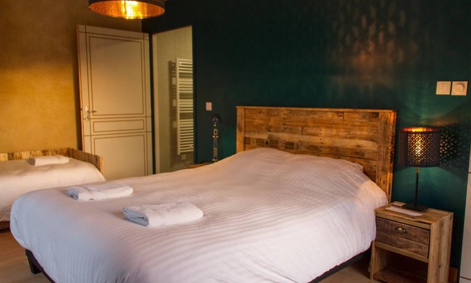 Bazoges-en-Paillers Apartment | Cozy B&B with Jacuzzi Near Puy du Fou - Le Puy Carmin
