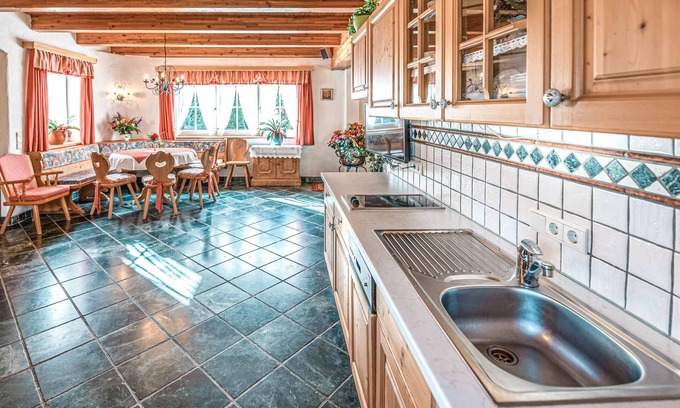 Michaelerberg Apartment | Inviting Flat with Breathtaking Alpine Mountain Views