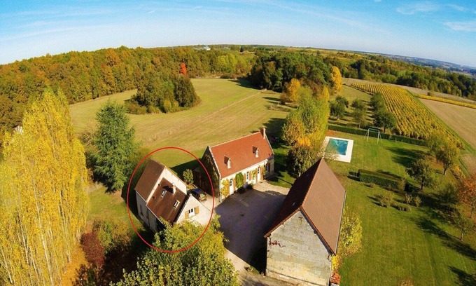 Montrichard Val de Cher House | Inviting Holiday Home Steps from Beauval Zoo with Pool