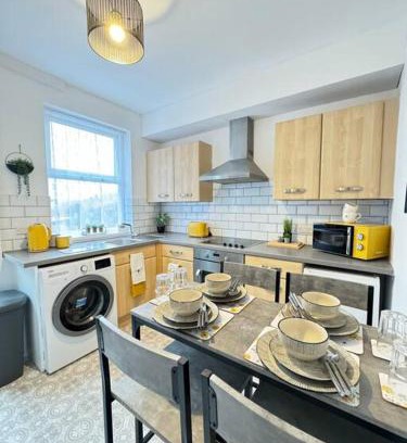 Barnsley House | Inviting Home in Barnsley Centre - Guest Rated 9.5