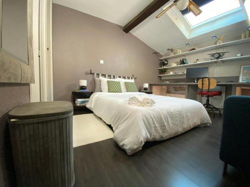 Saint - Aubin - Dupuy Apartment | Cosy Home - Loft in City Center Toulouse - Charmant Duplex au coeur de Toulouse