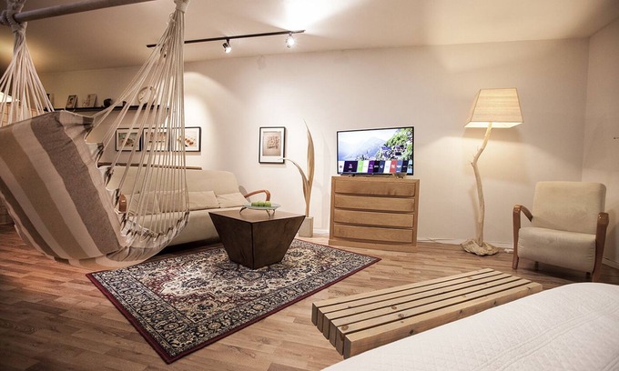 Tel Aviv House | Cozy Loft Apartment Near Assuta in Ramat Achyal