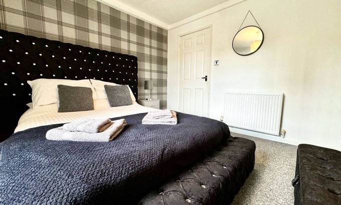 Guisborough Apartment | Cosy market town stay in the heart of town