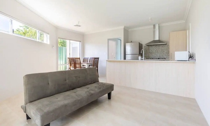 Coolbellup House | Modern Home with Spa Near Fremantle's Vibrant Culture