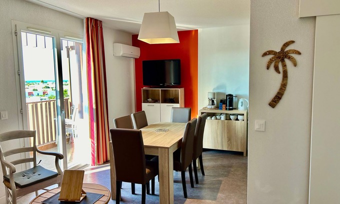 Sete Apartment | Cozy Gaïa: Stylish Apartment with Shared Pool & Ocean Views