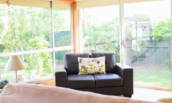 Ross Cottage | Family-Friendly 3-Bed Cottage Near Historic Bridge & Pub