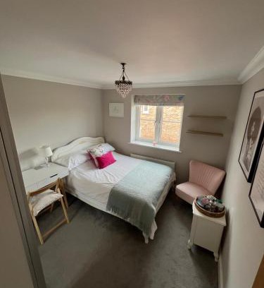 Lytchett Matravers Bed & Breakfast | Cosy room near Poole, Dorset