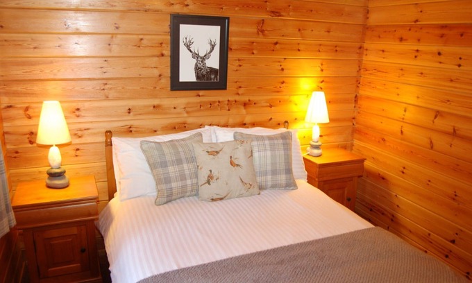 Killin Cabin | Inviting Rowan Woodland Lodge Near Killin, Loch Tay - 9.4/10