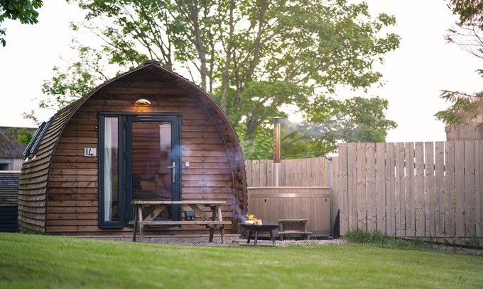 Forres Cabin | Cosy Rural Glamping Cabin With Hot Tub