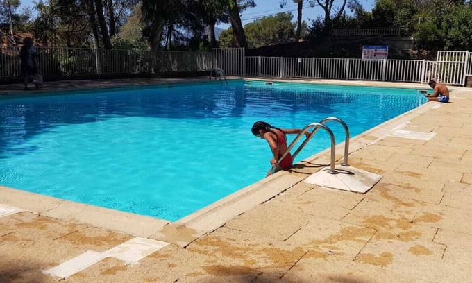 La Seyne-sur-Mer Apartment | Cozy Seaside Apartment with Pool - Guest Rated 10/10