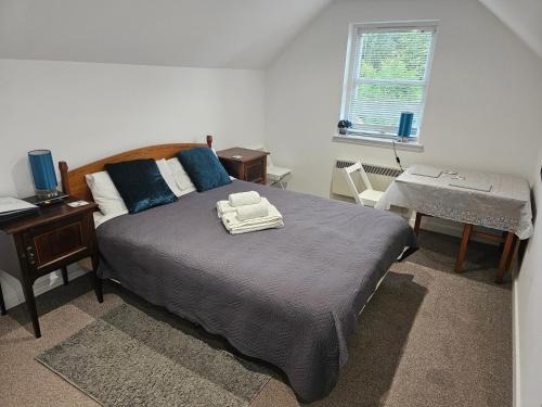 Kirriemuir Apartment | Welcoming Self-Contained Flat in Kirriemuir - Pet Friendly