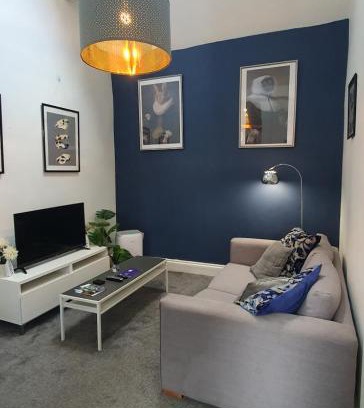 Dolgellau Apartment | Cozy Spring Cottage at Pen Y Coed Hall - Pet Friendly Bliss