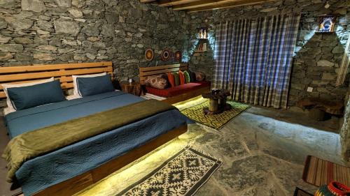 Minapin Hotel | Inviting Stay at Cosy Stones with Pet-Friendly Amenities