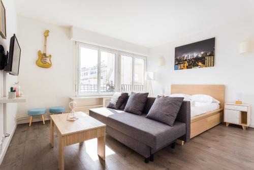 Passy Apartment | Comfortable Stay at CMG Trocadéro/Passy – Family-Friendly