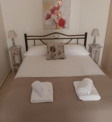 Sitia Apartment | Cozy Studio: Guest Rated 9.4/10 for Your Perfect Stay