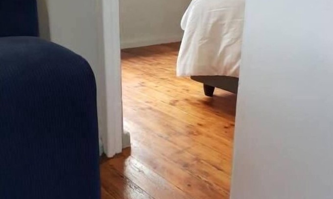 Rosebank Apartment | Charming Victorian Full Apartment with Spa and Hot Tub