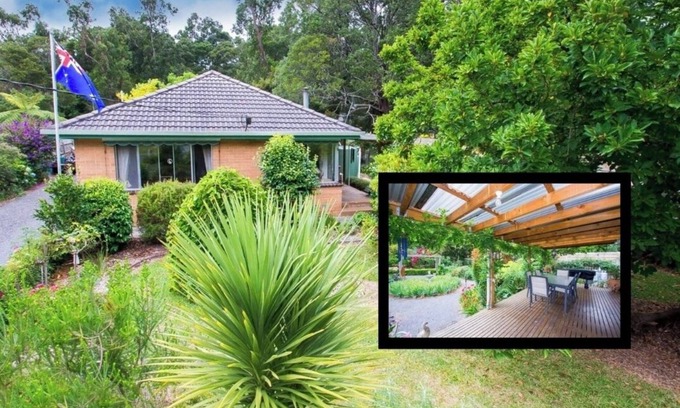 East Warburton House | Welcoming Yarra Valley Retreat Near Warburton's Attractions