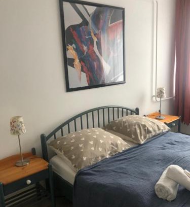 Kaposvar Apartment | Cozy66: Family-Friendly Retreat with 9.6/10 Guest Rating
