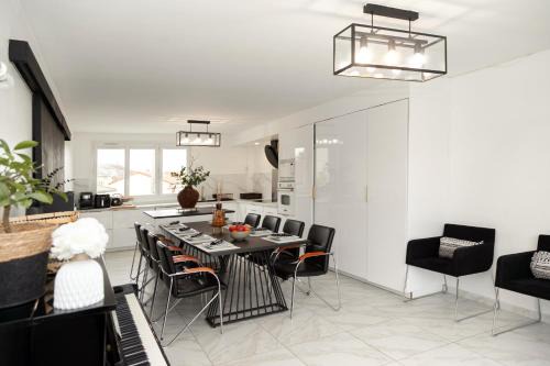 Gagny Villa | Cozy Villa near Paris, Disneyland & Olympic Venues