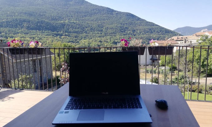 Gavin House | Experience the Comfort of Cotefablo House in Gavín