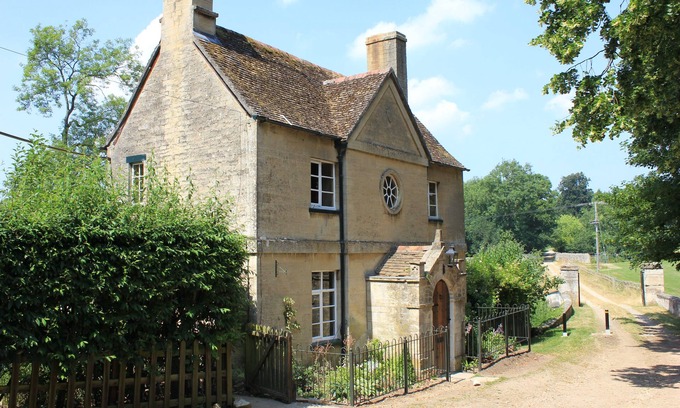 Woodstock Cottage | Inviting Cotswold Cottage on The Blenheim Palace Estate