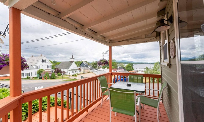 Weirs Beach Cabin | Top-Rated Cottage 16 with Lake View and Breakfast Included