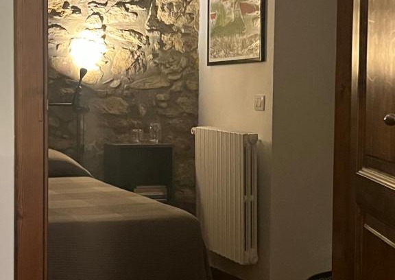 Caltagirone House | Inviting Cottage 2 Nestled in Scenic Vineyards