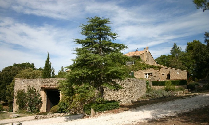 Saumane-de-Vaucluse Cottage | Independent Cottage with Pool & Ocean Views for 5 Guests