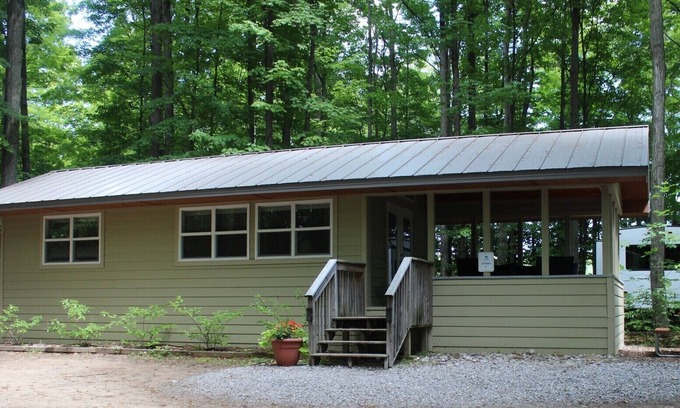 Empire RV Rental | Cozy Cottage 8 with Oceanfront Pool and Family Amenities