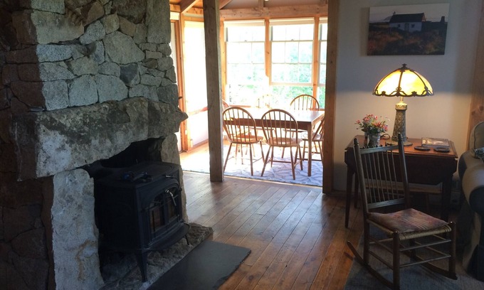 Mount Desert House | Enchanting Cottage at Goose Marsh Pond with Ocean View