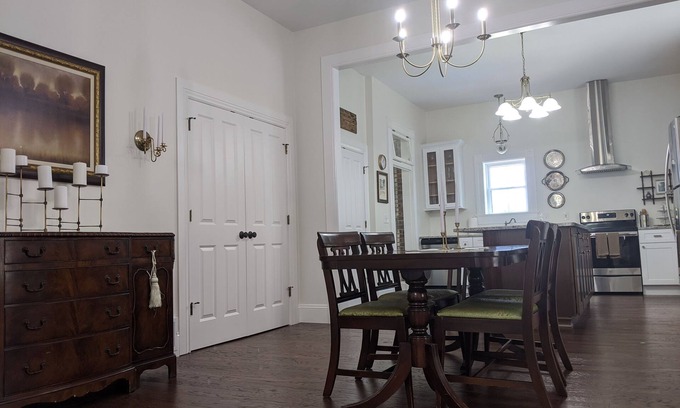 Cape Girardeau House | Historic Downtown Cape Girardeau: Cottage at the Market