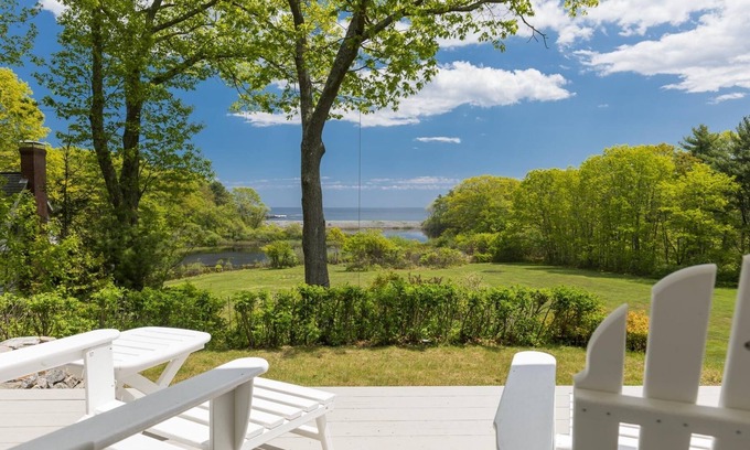 York House | Cozy Cottage at Thunder Hill - Ocean Views & Pool Access
