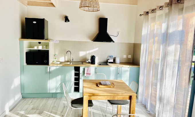 Thonon-les-Bains Cottage | Cottage C-Cottage-Ensuite