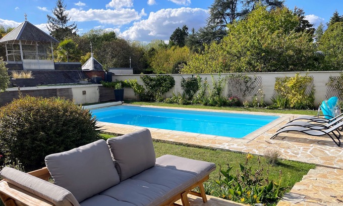 Chitenay Cottage | Cottage chaleureux avec piscine