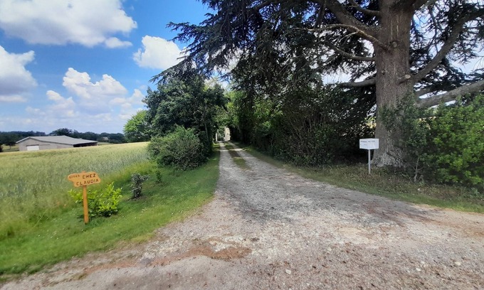 Marsolan House | Guest Rated 10/10 at Cottage Chez Claudia with Spa & Breakfast
