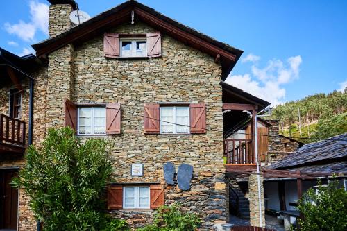 Alvarenga House | Discover Cottage da Paradinha: Family-Friendly in Arouca