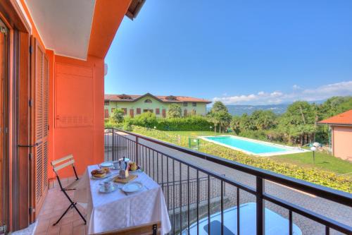 Cerro House | Cozy Cottage Del Lago: Pet-Friendly Retreat with Pool