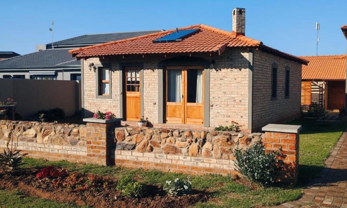 Glentana Apartment | Guest Rated 10/10: Cottage Di Grazia with Ocean View