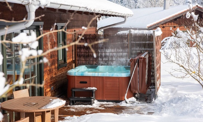 Ruhpolding House | Cozy Cottage for 4 with Ocean View & Spa in Ruhpolding