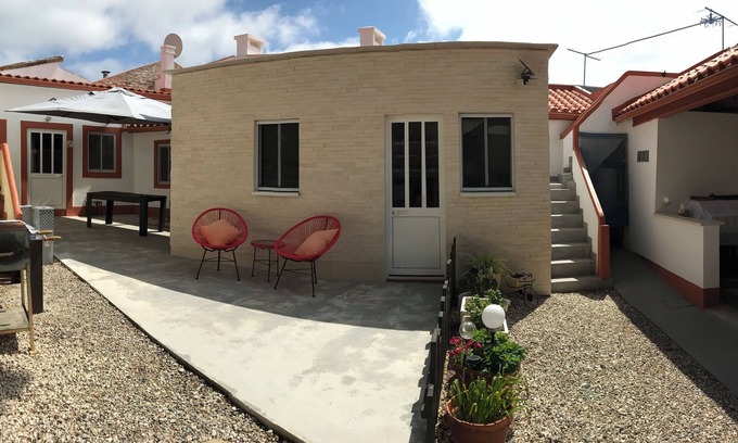 Casal do Abegao House | Cozy Cottage for 4 with Oceanfront Views and Pool